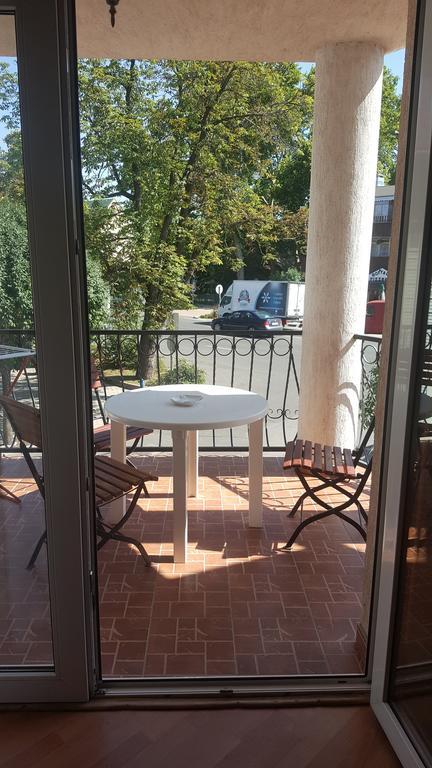 Kotany Apartman Harkan Exterior foto